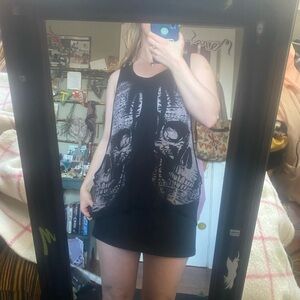 Y2K Hot Topic Black Skull Graphic Tank Top